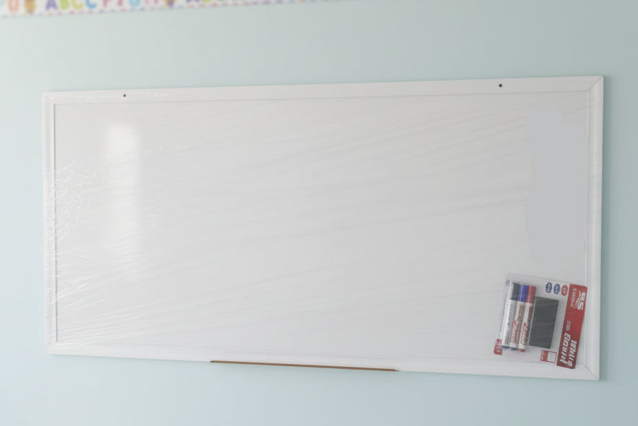 Pizarrón Blanco Reforzado con Plumones 90cmX150cm