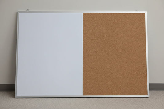 Pizarron Mixto Blanco y Corcho 60cmX90cm