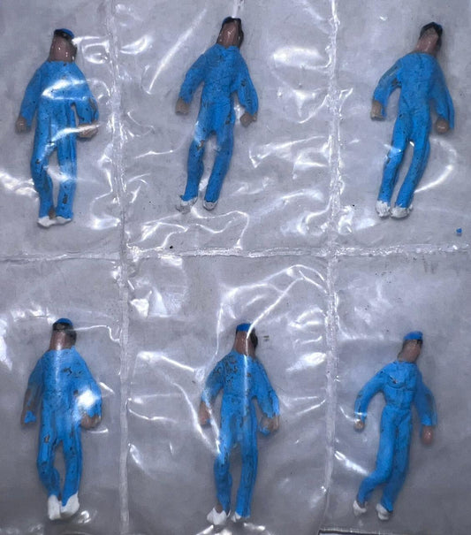 MUÑECOS DE ENFERMEROS 1.50